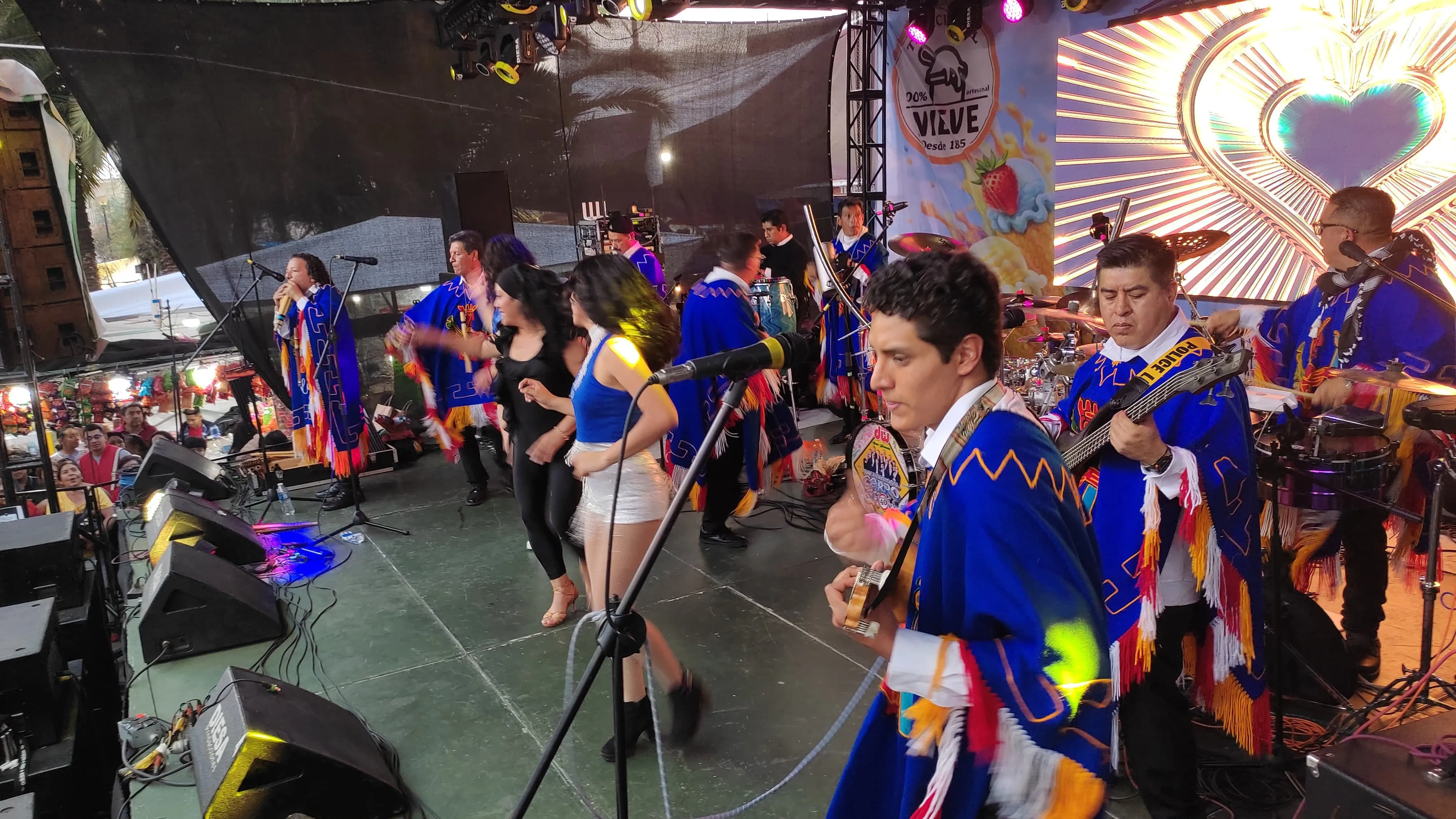 Grupo Tikal en concierto